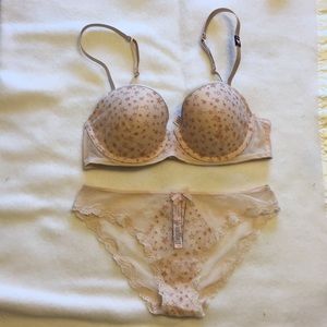 Sold❗️Victoria’s Secret Dream Angels Set